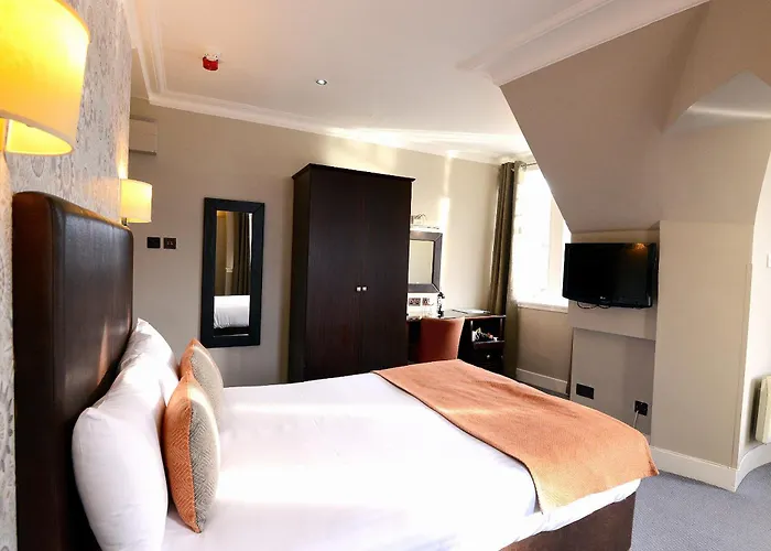 Top 4 Star Accommodations in Oban, Scotland
