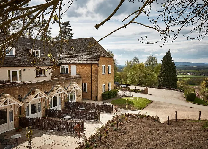 Top Luxury Hotels in Idyllic Broadway Cotswolds