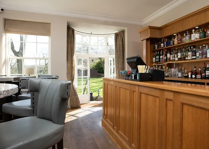 Top Castleton Hotels Offering Hot Tub Indulgence