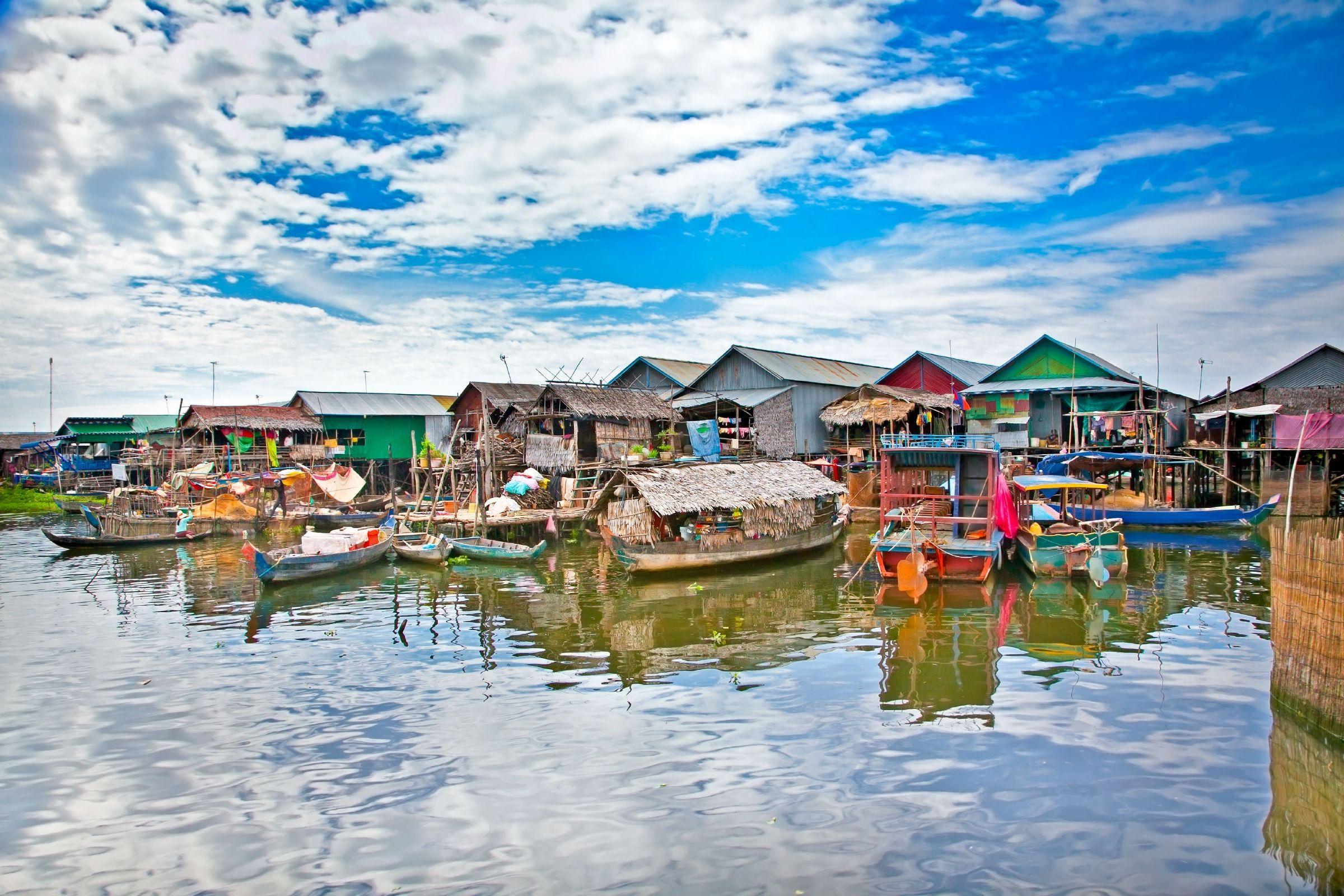 Cambogia, luoghi di interesse: in foto, il villaggio galleggiante sul lago di Tonlé Sap