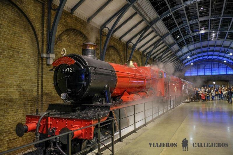 La locomotora Expreso de Hogwarts 