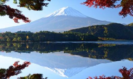Mount Fuji and autumn foliage at Lake Kawaguchi