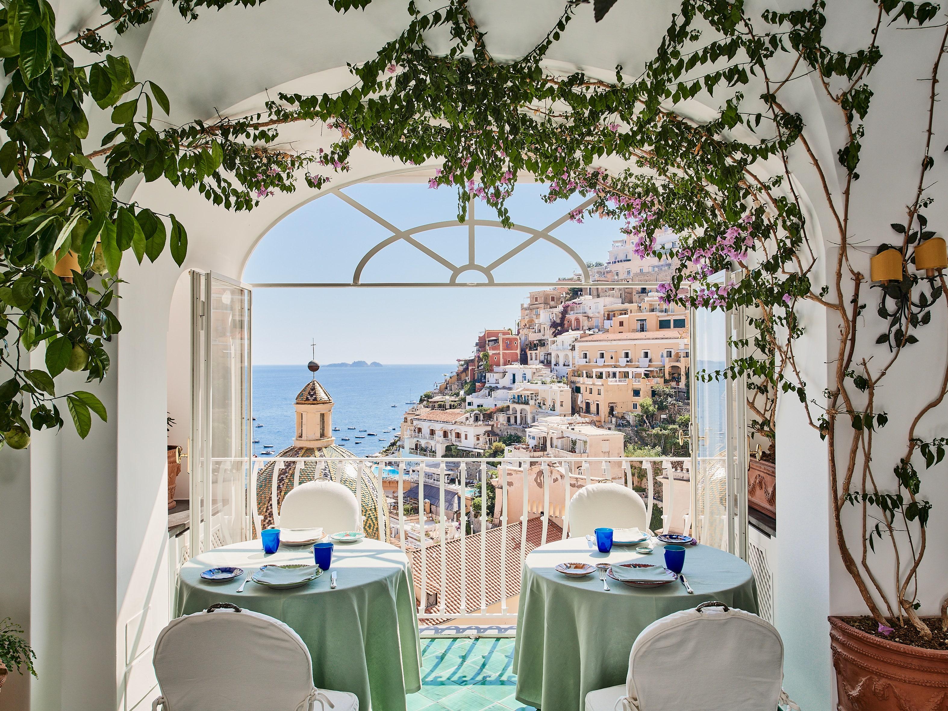 The most beautiful Amalfi Coast restaurants: 22 tables to book